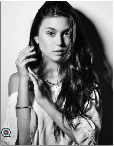 ניקול יונתן