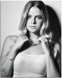 ניקול מייקיס